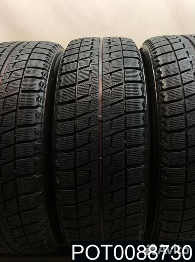 Bridgestone Blizzak Revo2 215/60 R17 100M