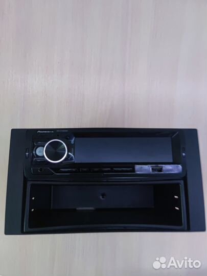 Авто магнитола pioneer