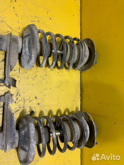 Стойка передняя в сборе ZAZ Chance 2009-2014