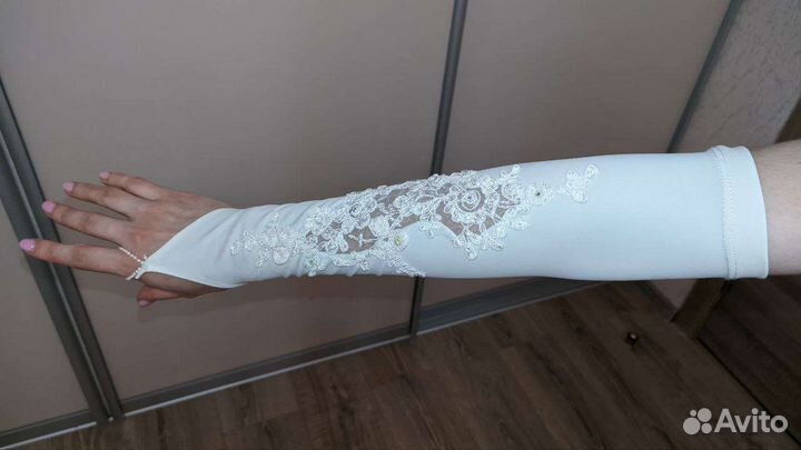 Перчатки вечерние