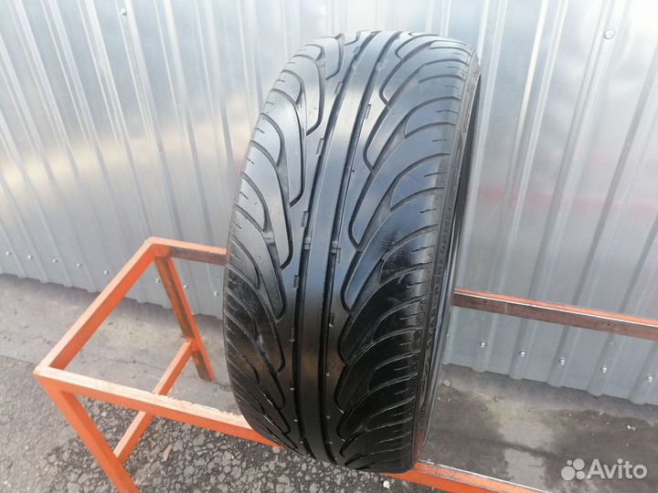 Star Performer TNG UHP 215/35 R18 84V