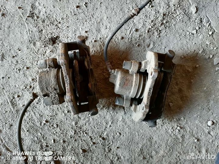 Передние суппорта Мазда 3бк спорт