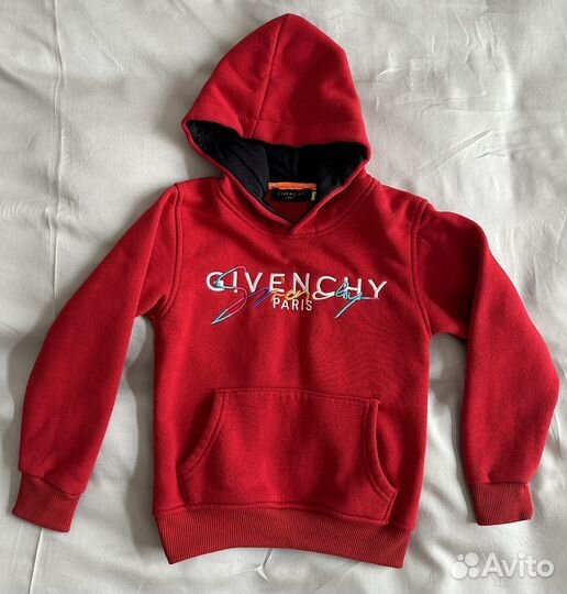 Тёплый костюм Givenchy