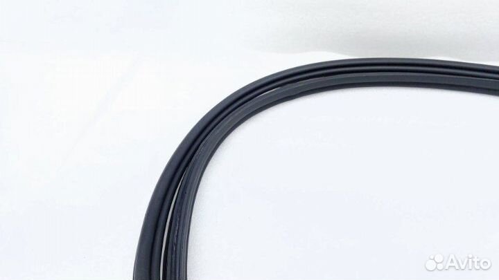 Б/У Уплотнитель проема багажника Состояние