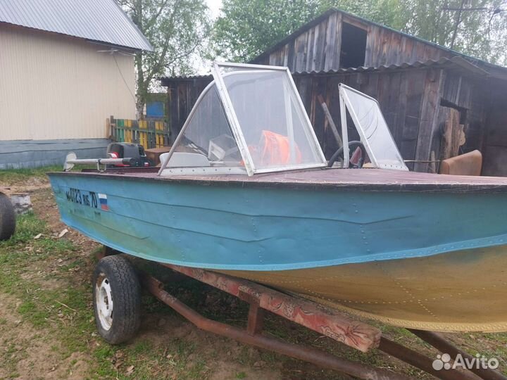 Лодка южанка 2 килевая с мотором сузуки 40 2т