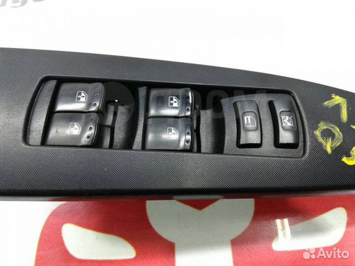 Блок управления стеклоподъемниками Ssang Yong