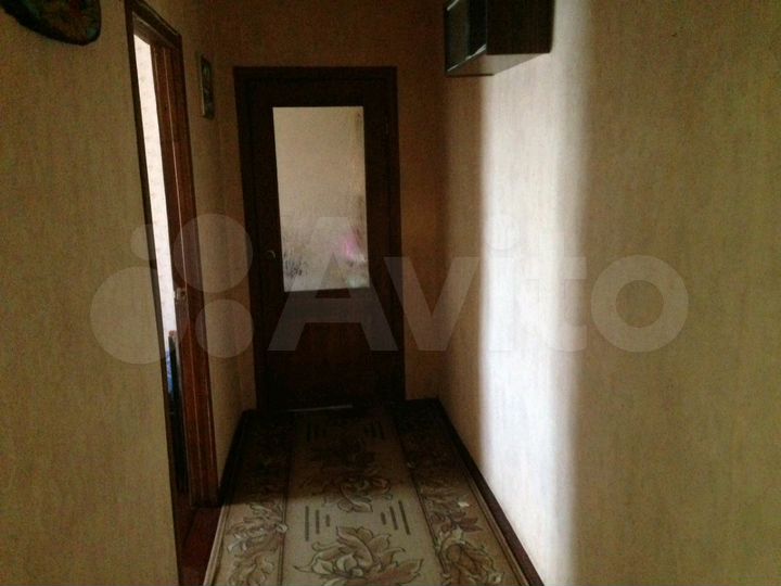 3-к. квартира, 65 м², 1/1 эт.