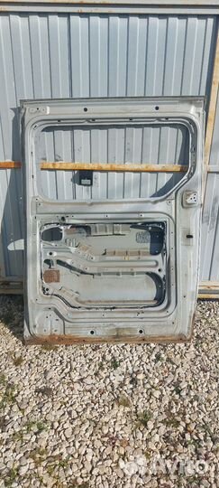 Двери и крылья на хендай гранд старекс