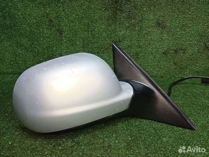 Правое электро зеркало Volkswagen Passat b5