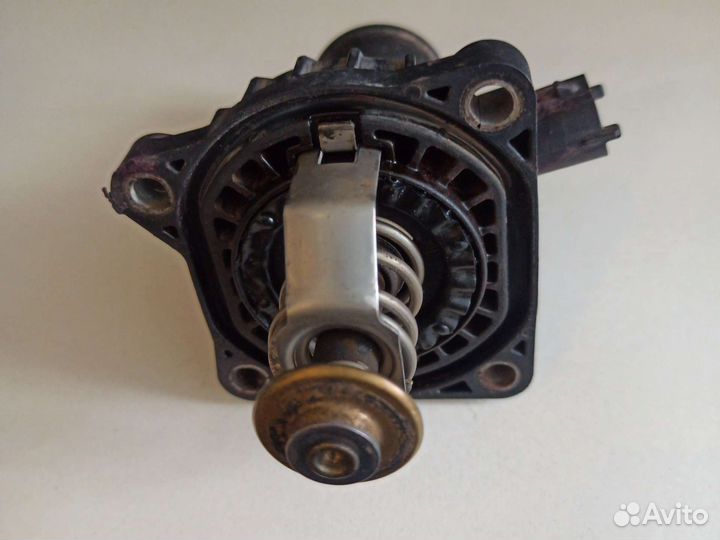 Корпус термостата+термостат opel astra J с 2009г.в