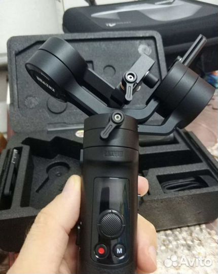 Электронный стедикам Zhiyun Crane M2