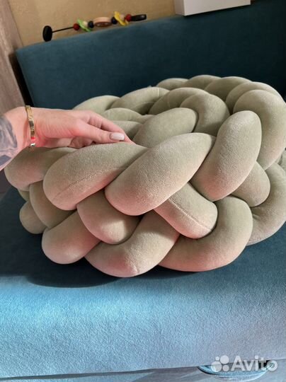 Бортик-коса в детскую кроватку