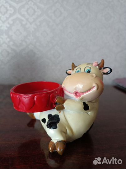 Фигурки сувенирные