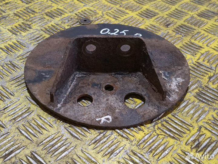 Площадка подушки правая Man Tgl Tgm Tga Tgs Tgx