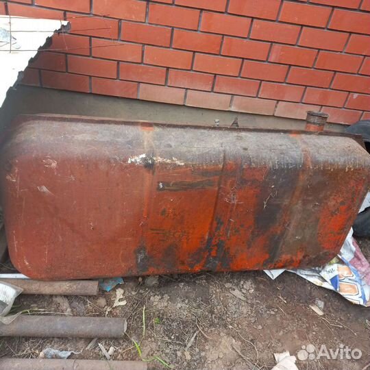 Топливный бак