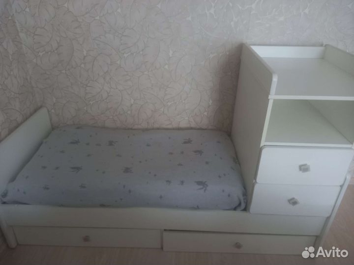 Детская кровать манеж