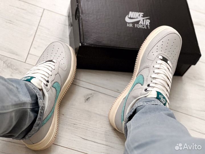 Кроссовки Nike air force 1