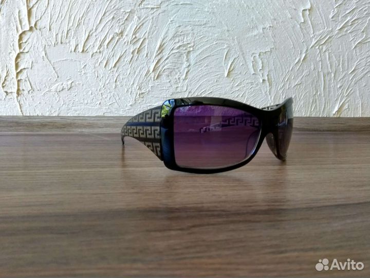 Солнцезащитные очки женские