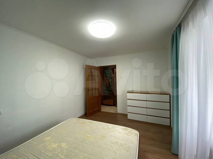 2-к. квартира, 61 м², 5/9 эт.