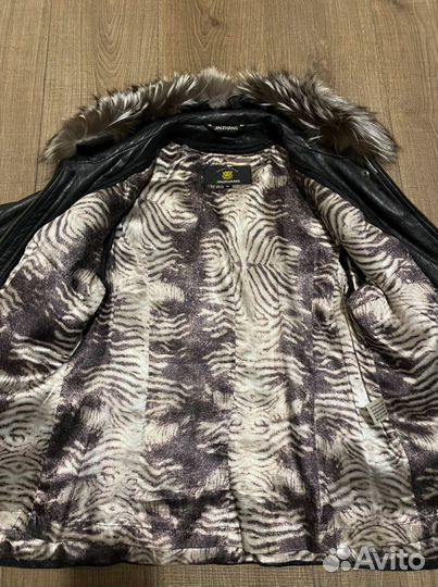 Кожаная куртка