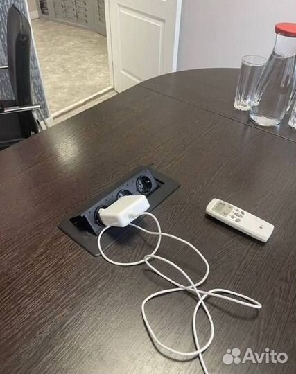 Письменный стол