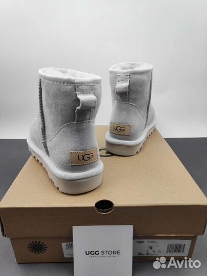 Угги UGG Australia Classic Mini светло-серые