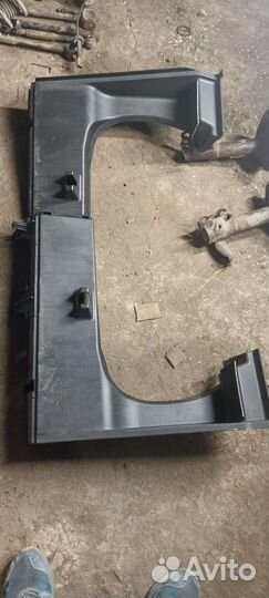 Пластик за задним сиденьем toyota camry v50 2.5