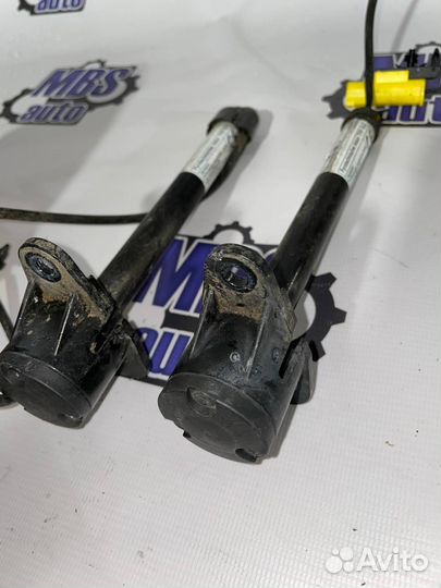 Пиропатрон петли капота Mercedes-Benz GLC-Класс