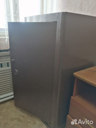 Сейф металлический бу