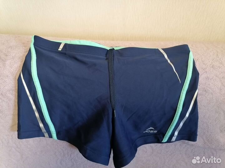 Мужские б/у плавки-шорты 44 размера фирмы joss