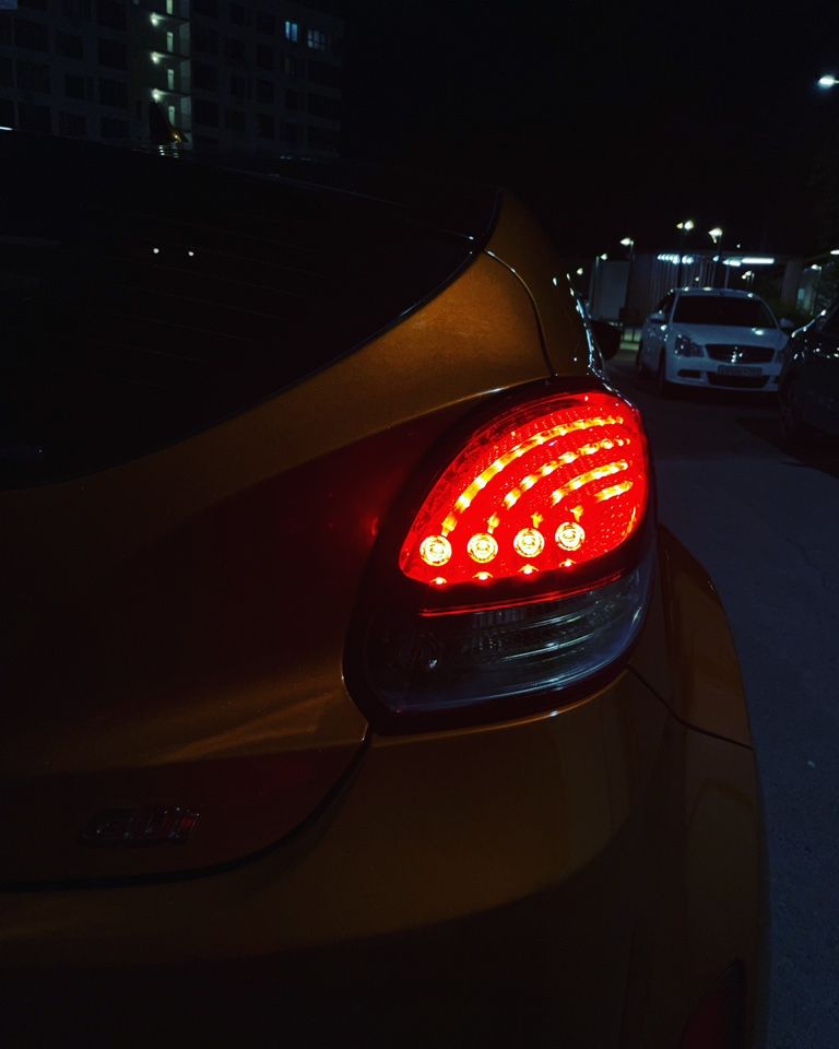 Hyundai Veloster: фото владельца