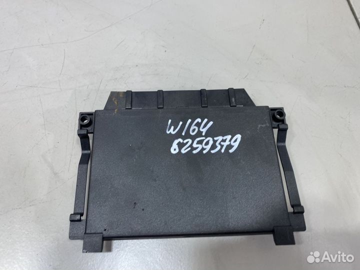 Блок управления парктрониками Mercedes X164 GL
