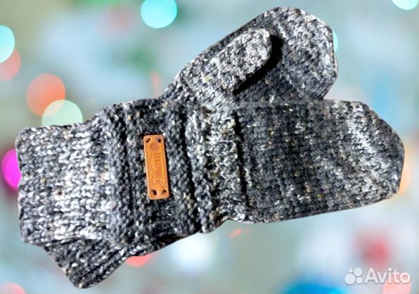 Комплект шапочка-бини И варежки (ручная работа)