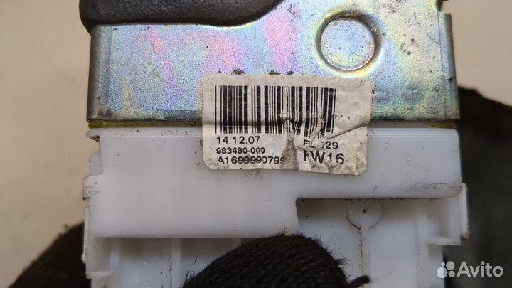 Замок двери Mercedes A W169, 2008