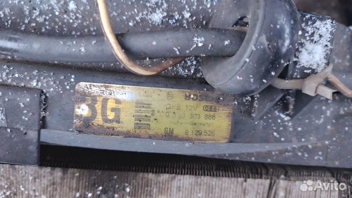 Радиатор охлаждения Opel Astra G 1.4