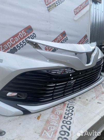 Toyota Camry v70 бампер передний