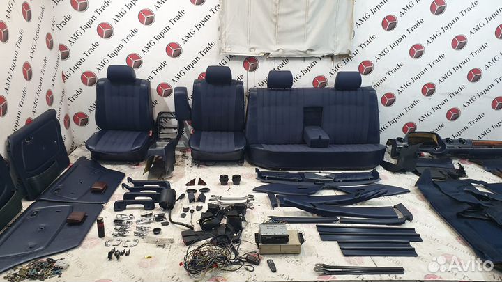 Салон в сборе на Mersedes-Benz W123 E