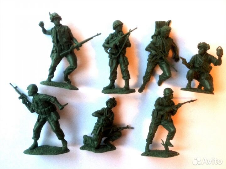 Солдатики Plastic Platoon 1/32,ркка, немцы