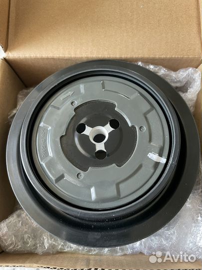 Шкив компрессора кондиционера Mercedes-Benz 7pk