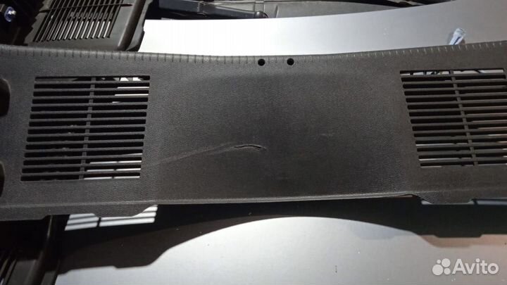 Накладка задней панели Opel Astra J