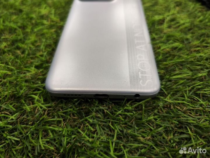 TECNO Spark 8C, 4/64 ГБ