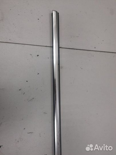 Молдинг стекла задний левый Opel Astra