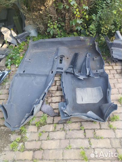 Ковролин пола Hyundai Accent