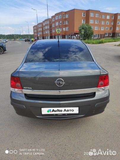 Opel Astra 1.6 МТ, 2009, 237 000 км