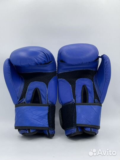 Боксерские перчатки