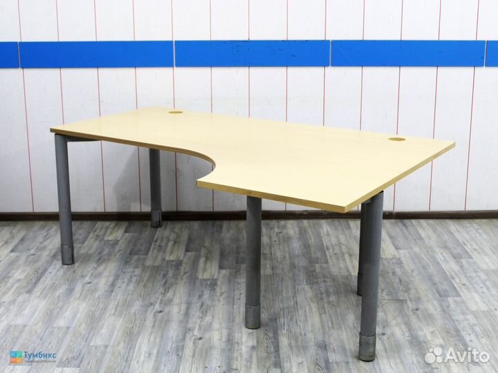 Стол угловой Bene Офисная мебель бу