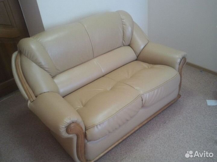 Ремонт кухонных уголков из кожи