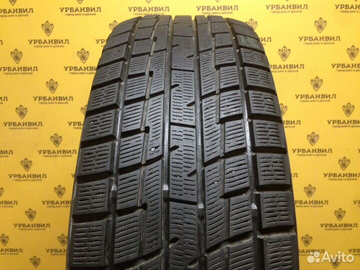 Yokohama Ice Guard IG30 215/65 R16