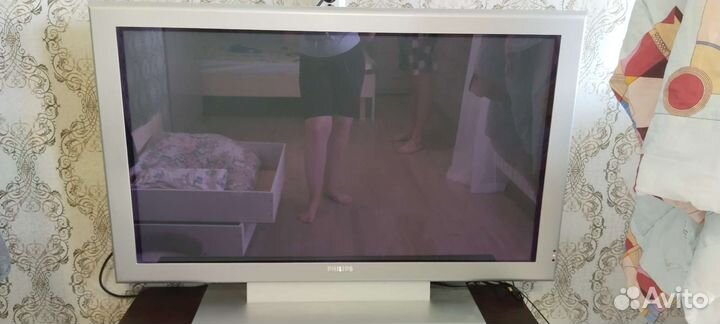 Телевизор