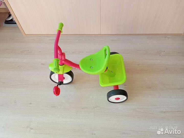 Детский трехколесный велосипед бу